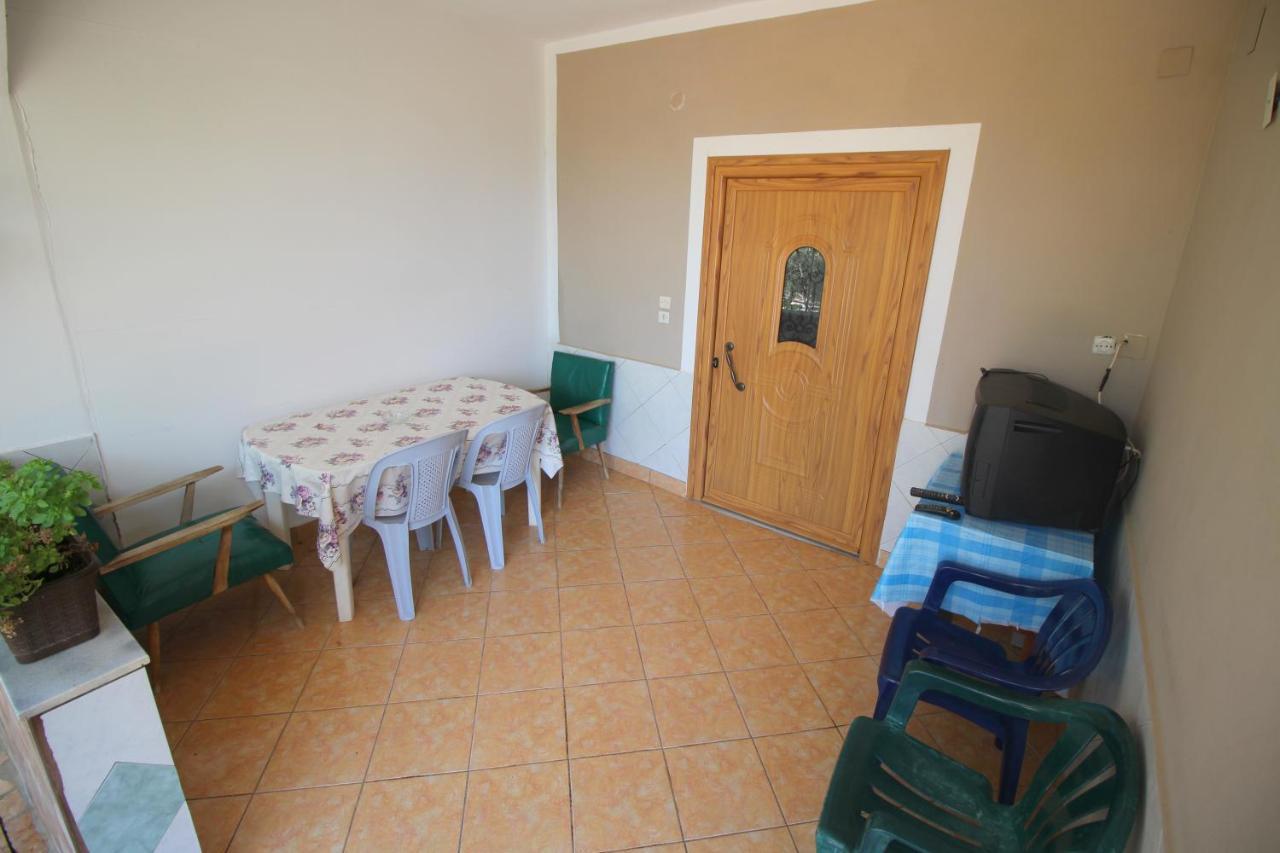 Apartment Agushi *